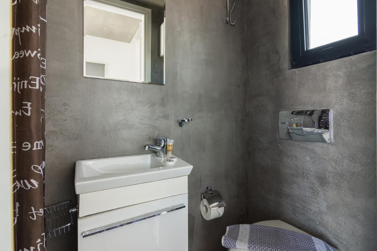 Apartment With Terrace In 피레아스 외부 사진